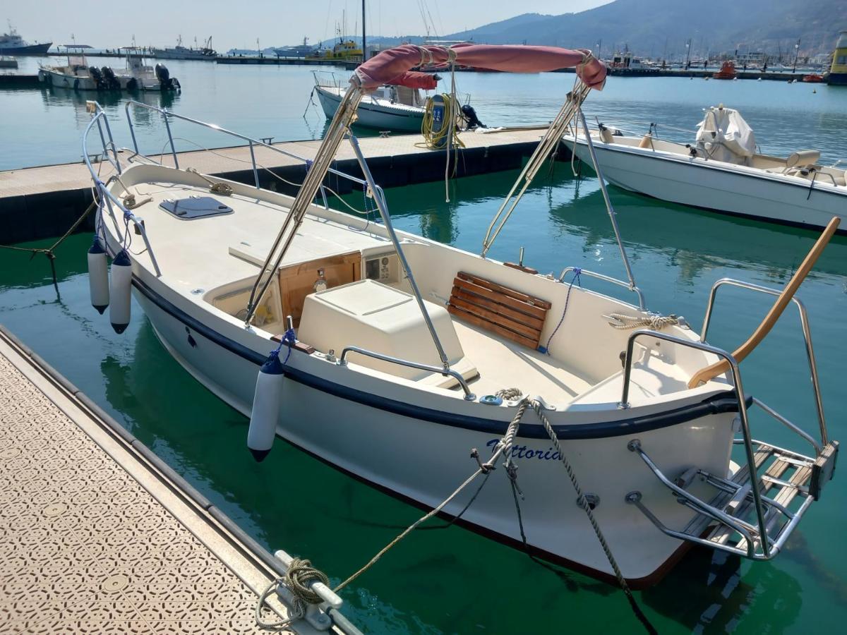 A Casa Di Gaia Hotel Ricco del Golfo di Spezia Luaran gambar