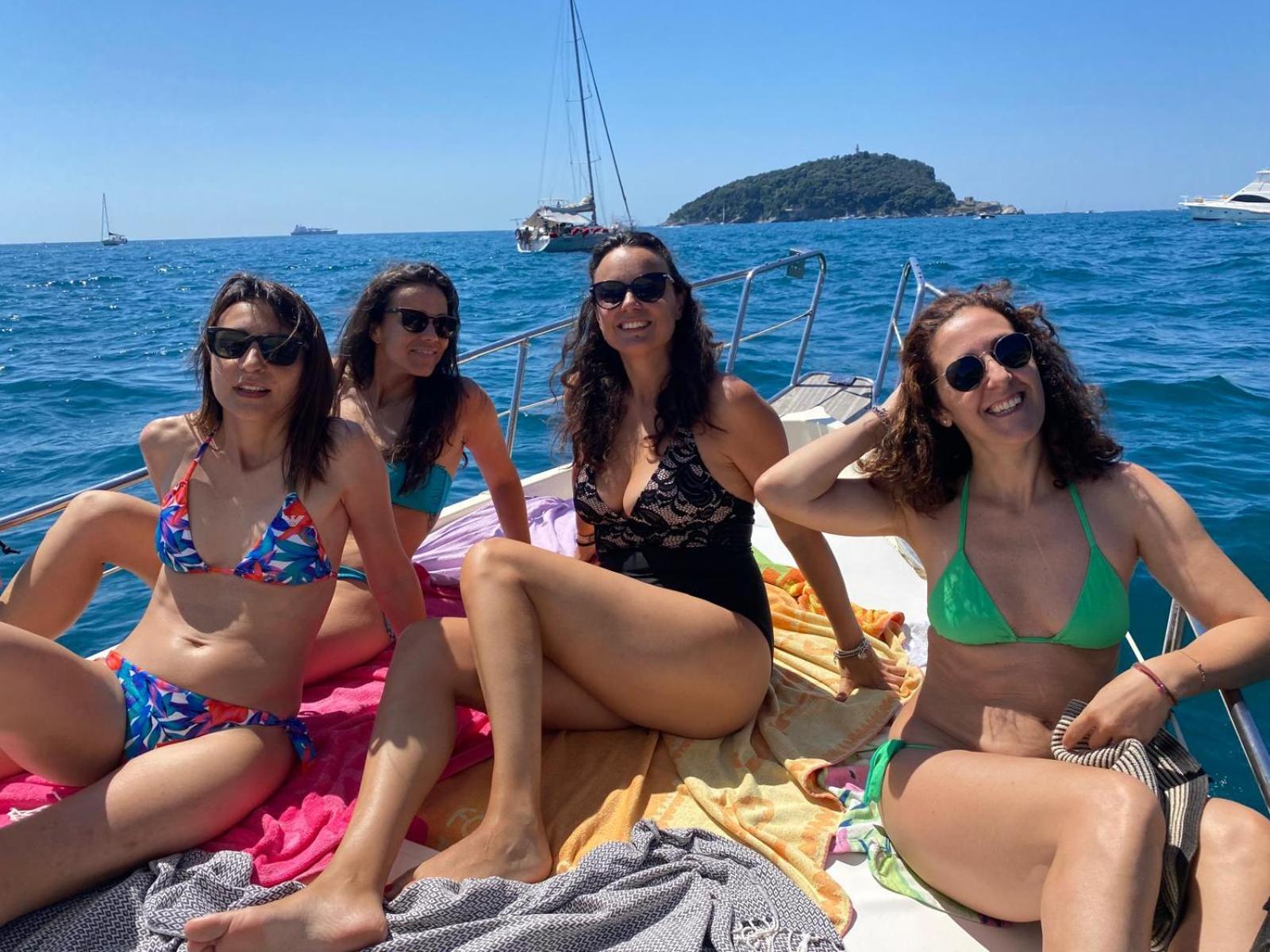 A Casa Di Gaia Hotel Ricco del Golfo di Spezia Luaran gambar